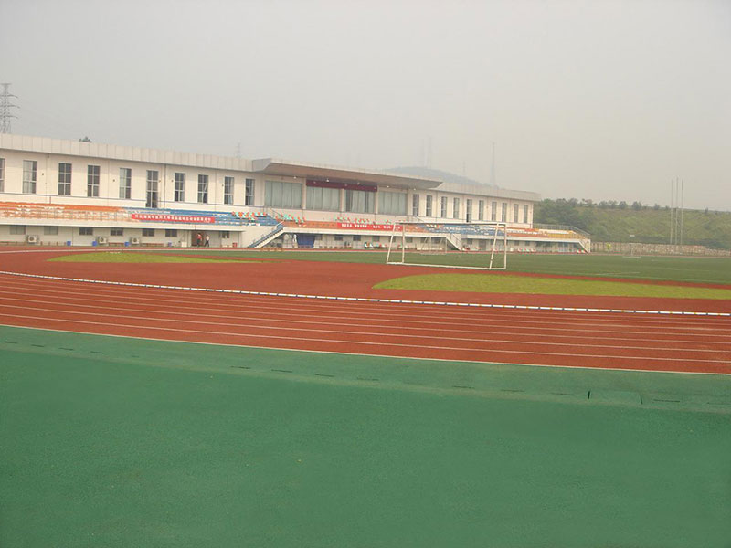 中医药大学含浦校区400m运动场